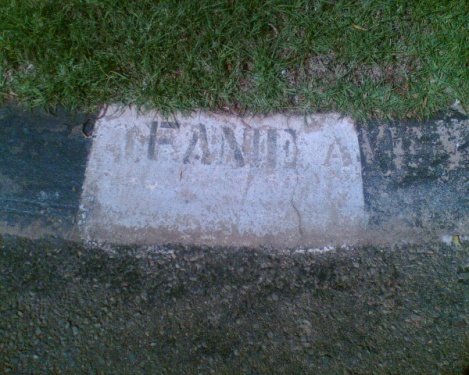 Fanie Avenue ...